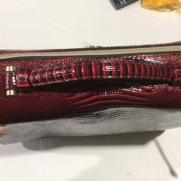Estée Lauder red travel bag - Picture 5 of 10